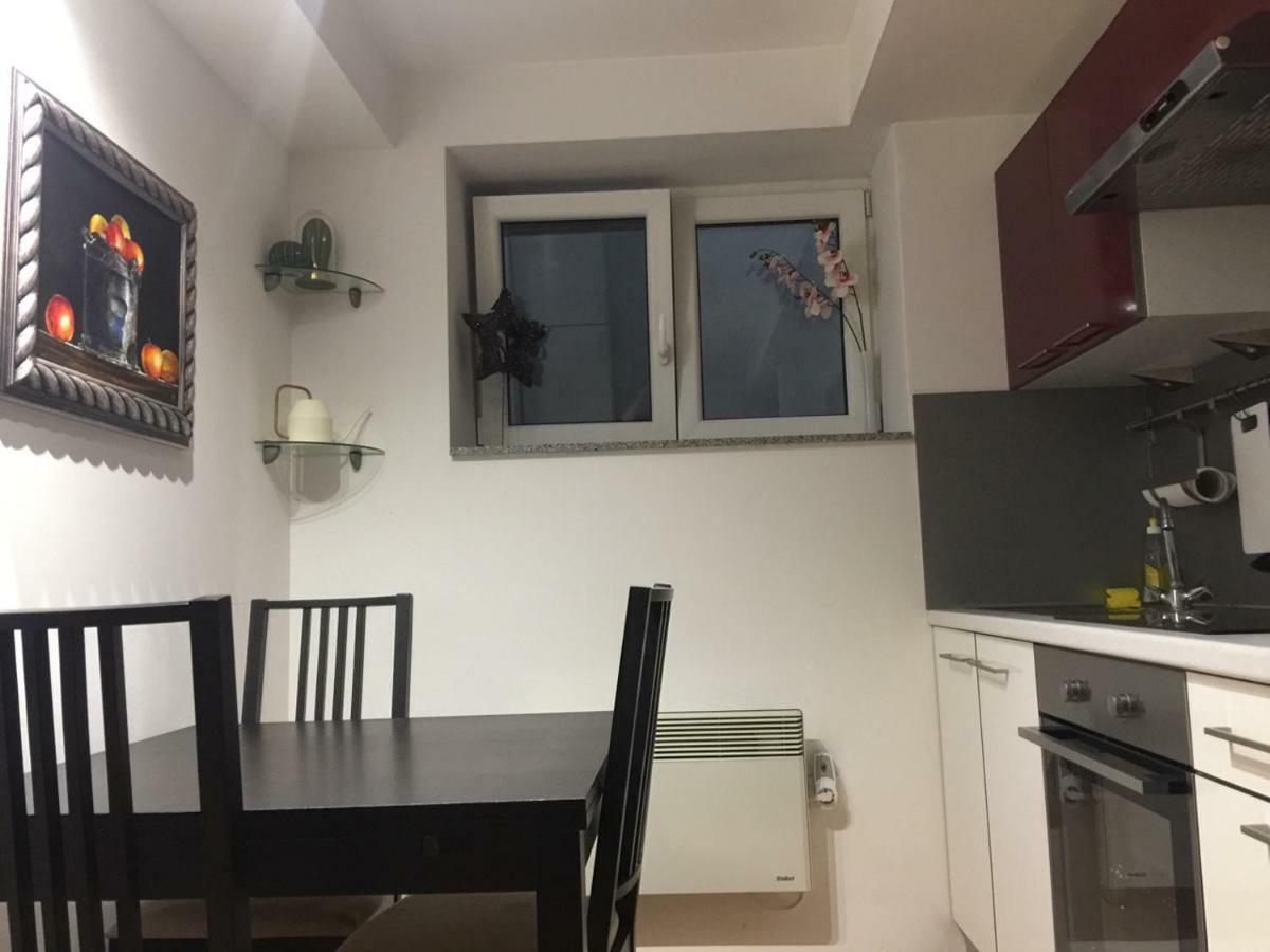 Apartment Red Square Любляна Екстер'єр фото